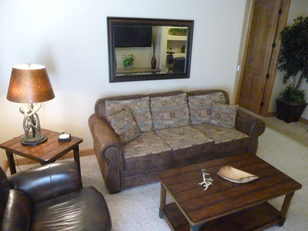 Ruidoso River Resort Condos Room photo